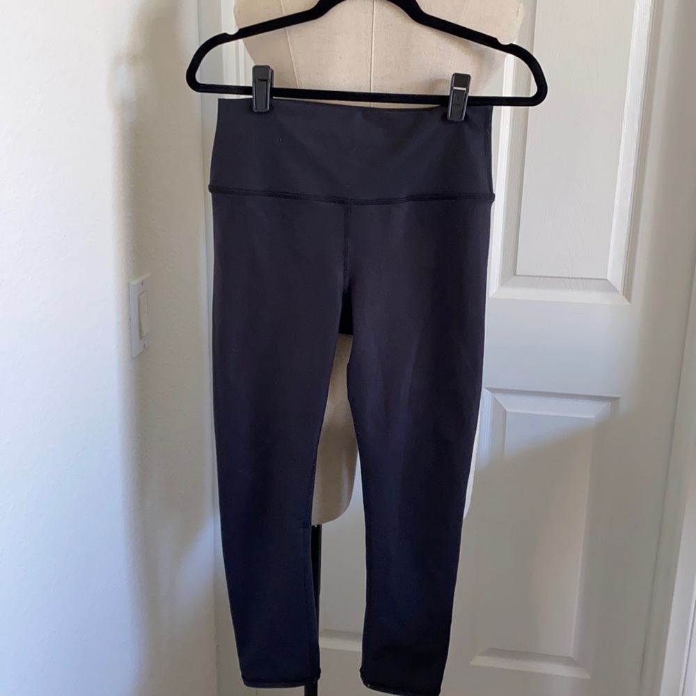 alo yoga leggings
